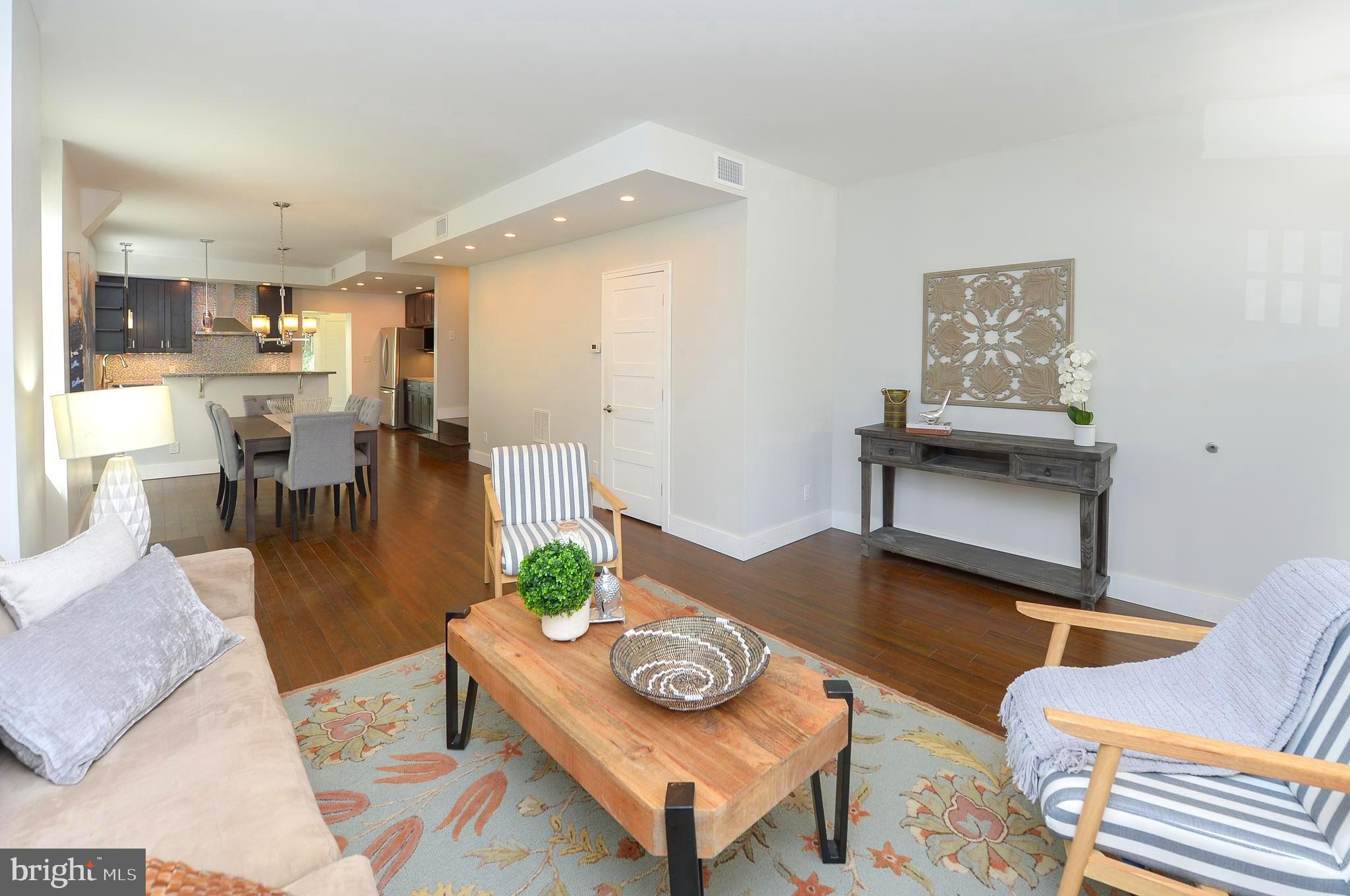 ROXBOROUGH - Residential