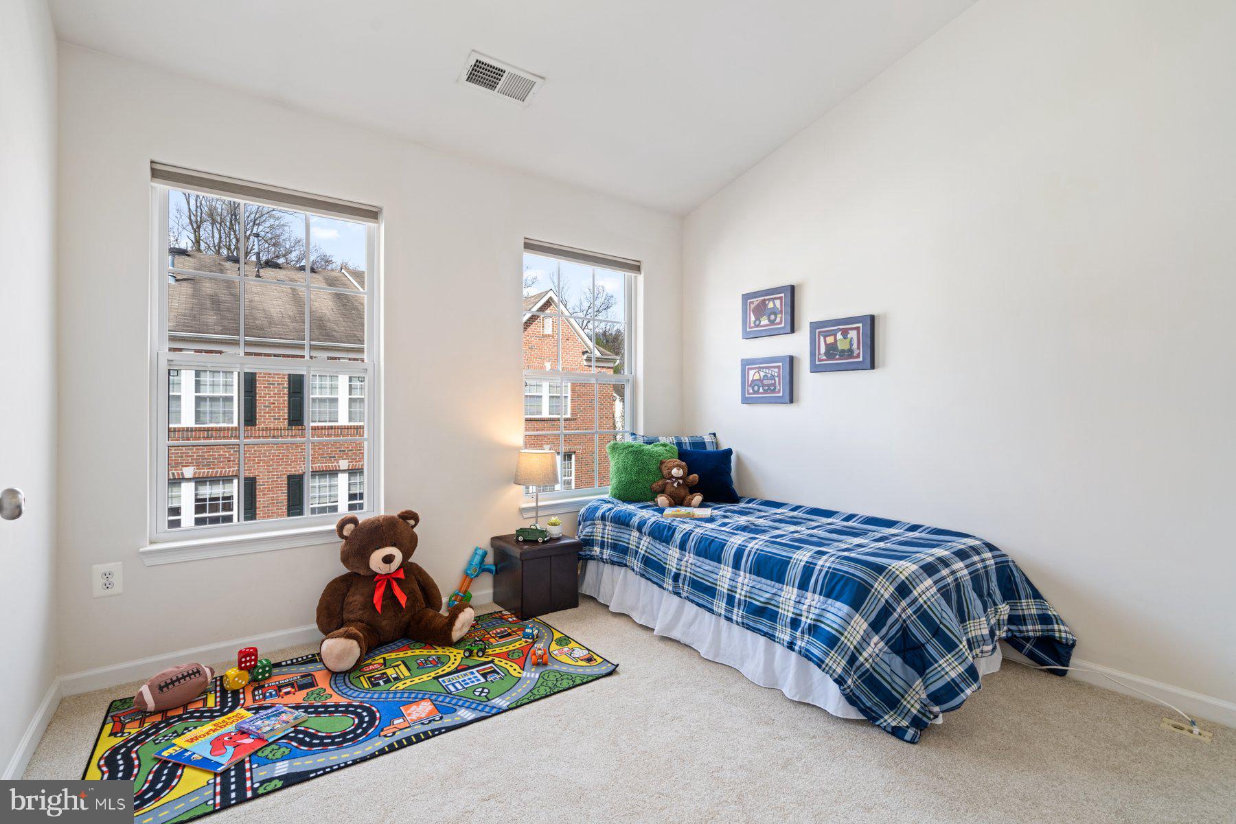 WATERS EDGE - Residential