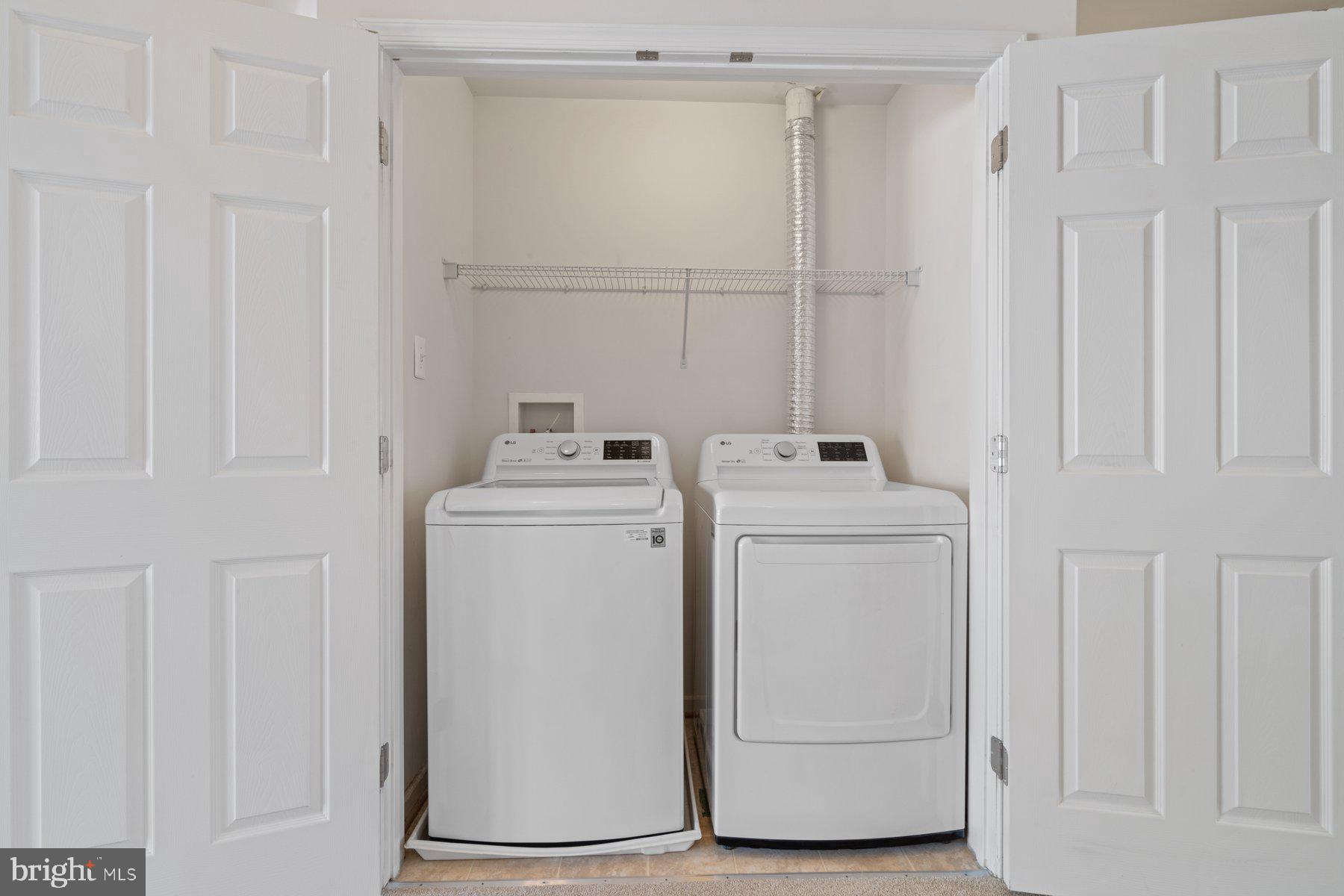 WATERS EDGE - Residential