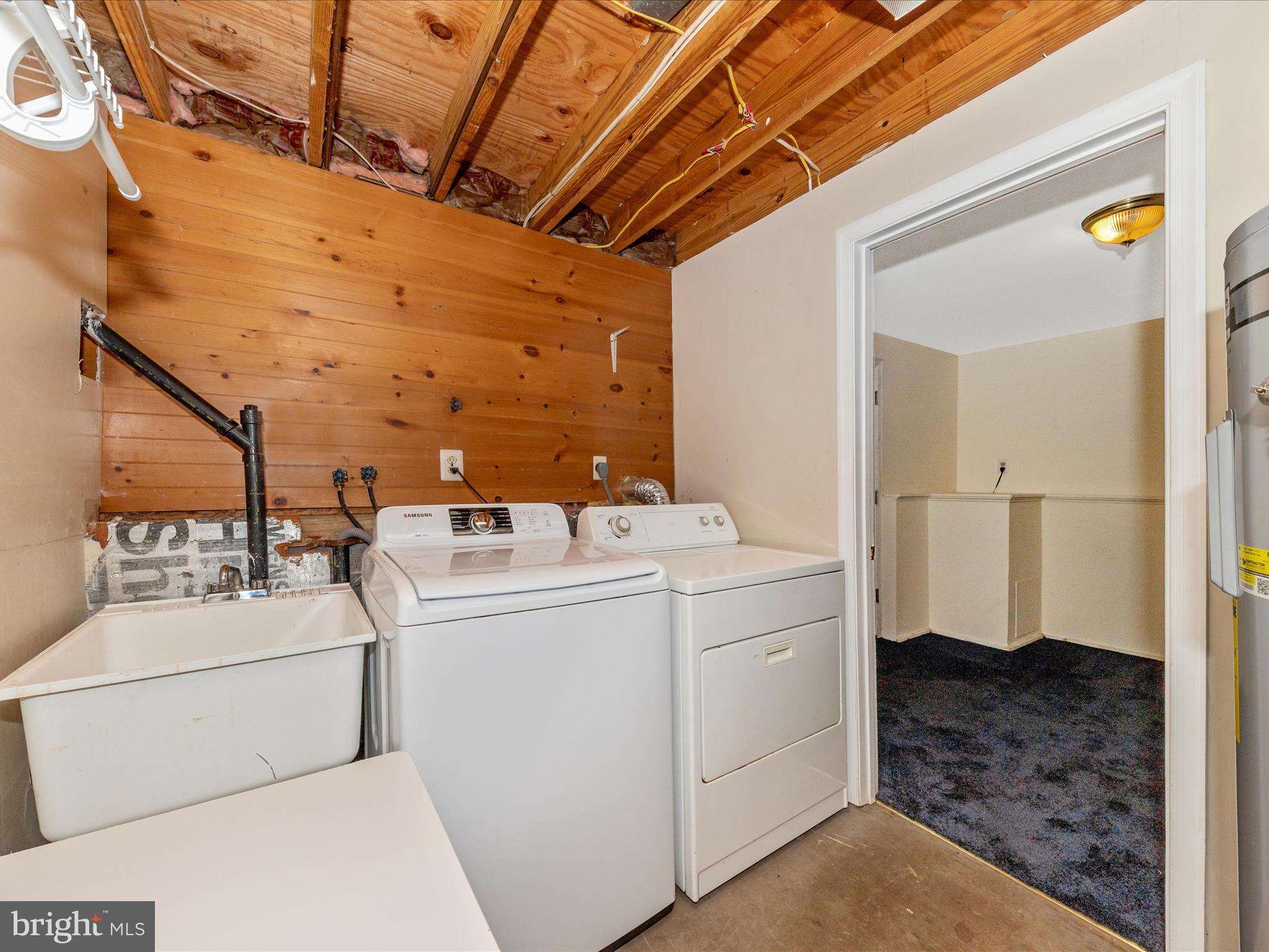 HILLCREST ORCHARDS - Residential