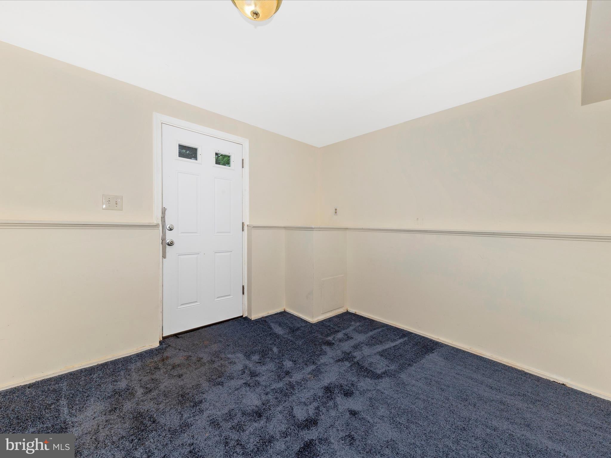 HILLCREST ORCHARDS - Residential