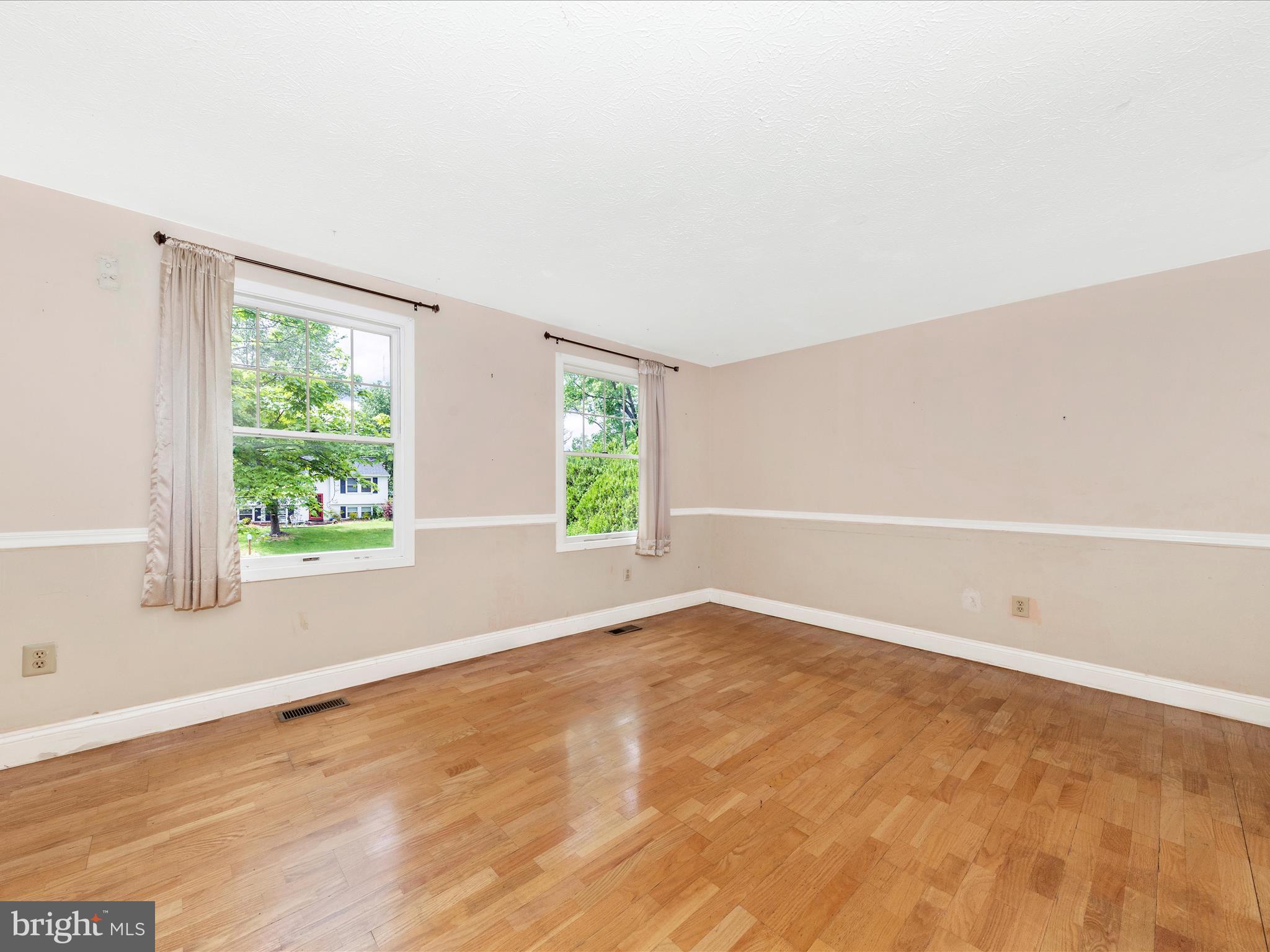 HILLCREST ORCHARDS - Residential