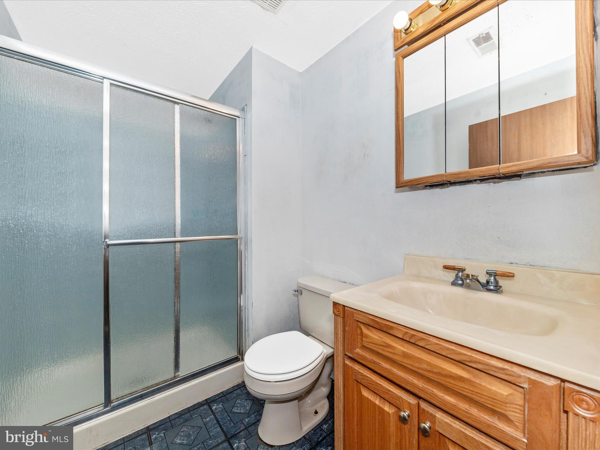 HILLCREST ORCHARDS - Residential