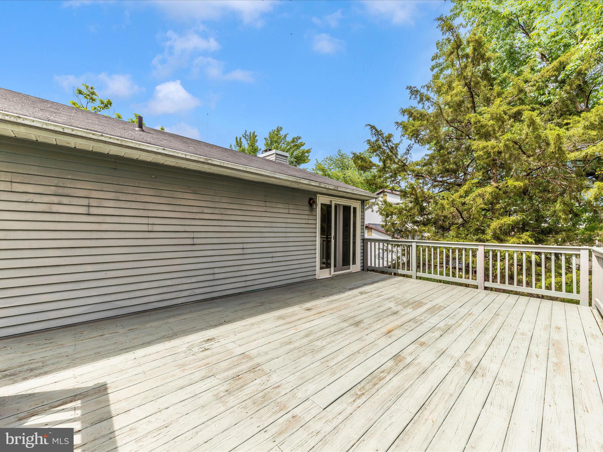 HILLCREST ORCHARDS - Residential