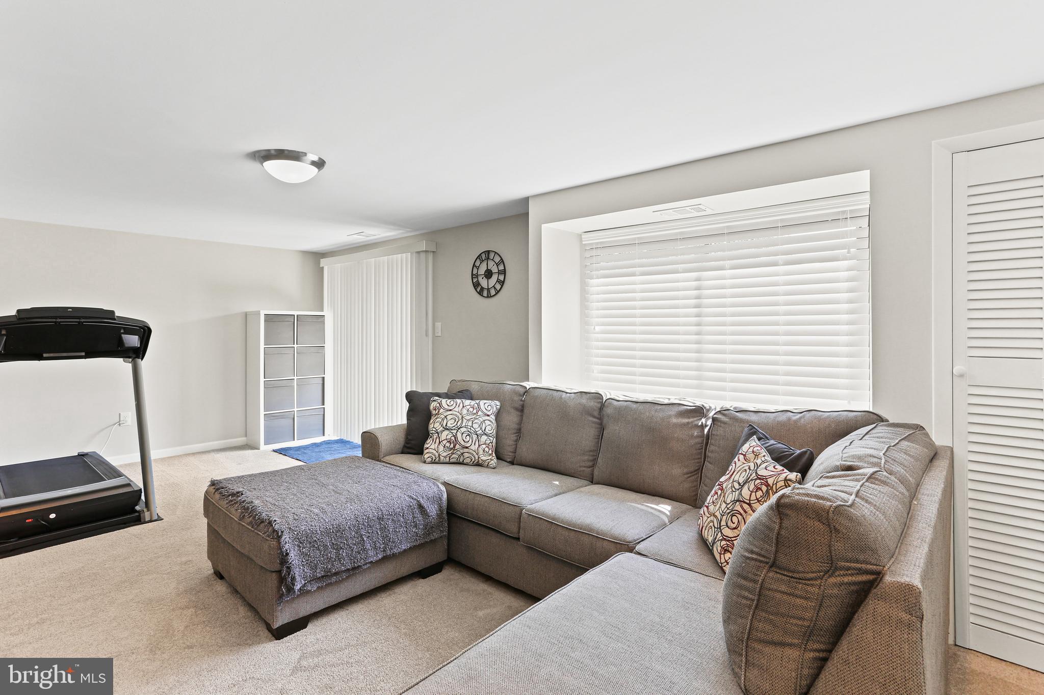 VILLAGE OF LONG REACH - Residential