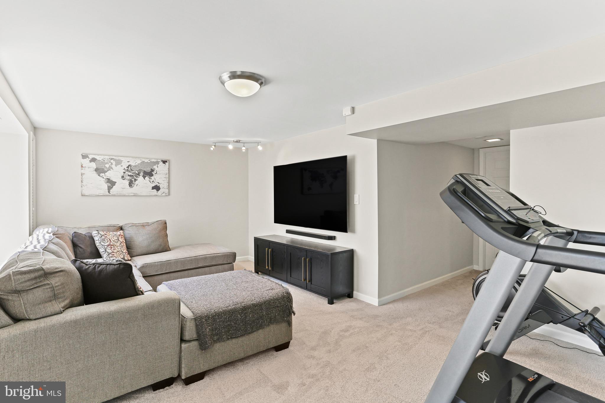 VILLAGE OF LONG REACH - Residential