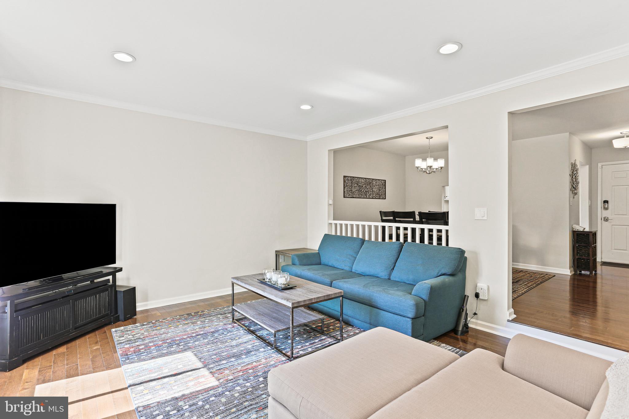 VILLAGE OF LONG REACH - Residential