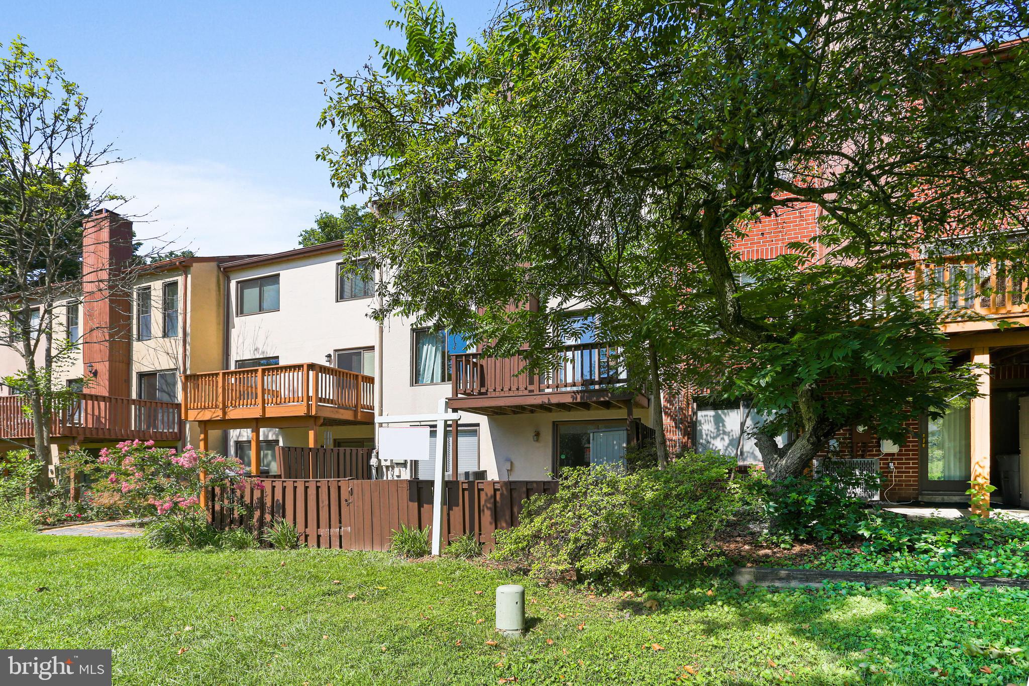 VILLAGE OF LONG REACH - Residential