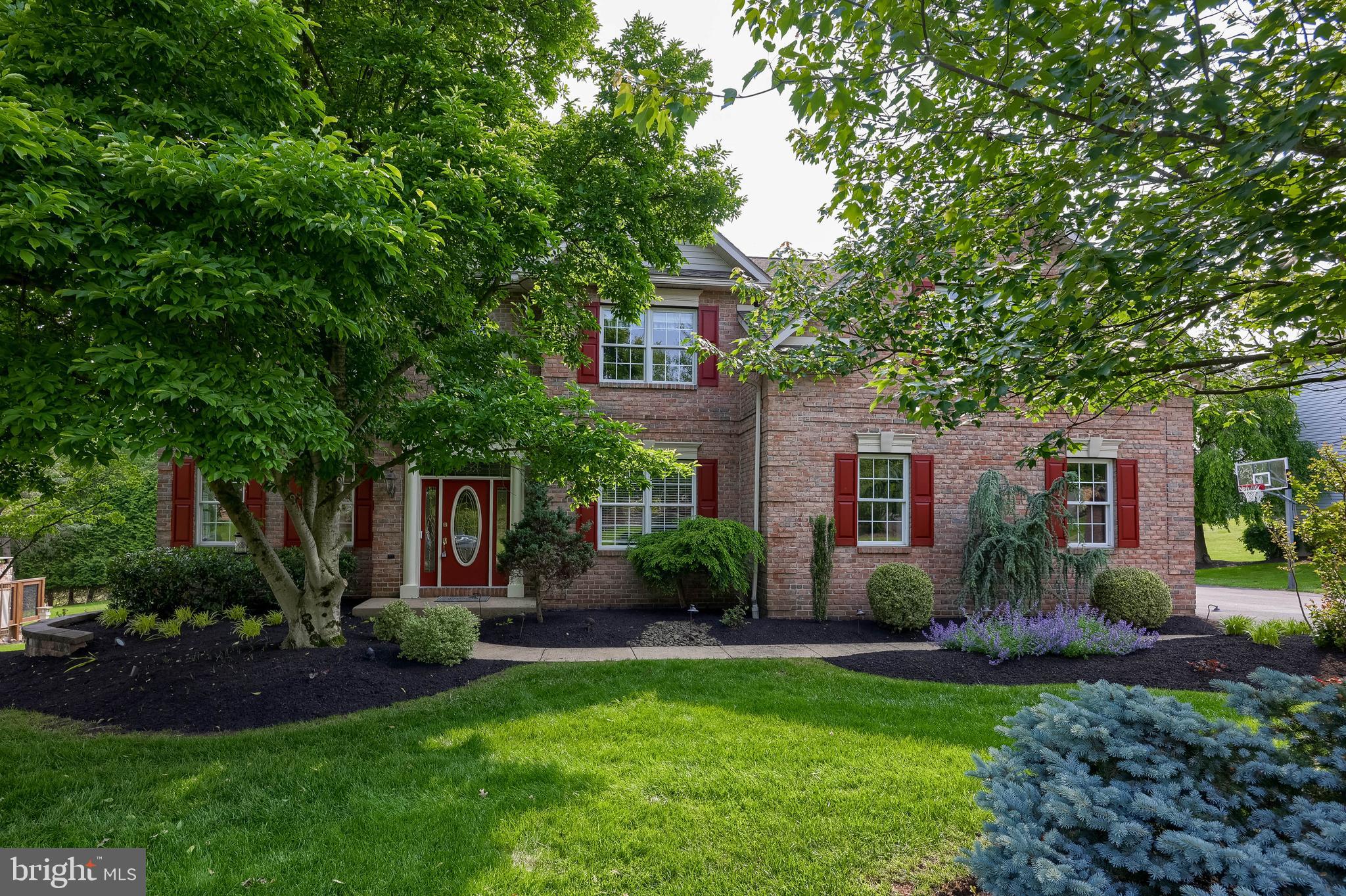 5 LINREE AVENUE