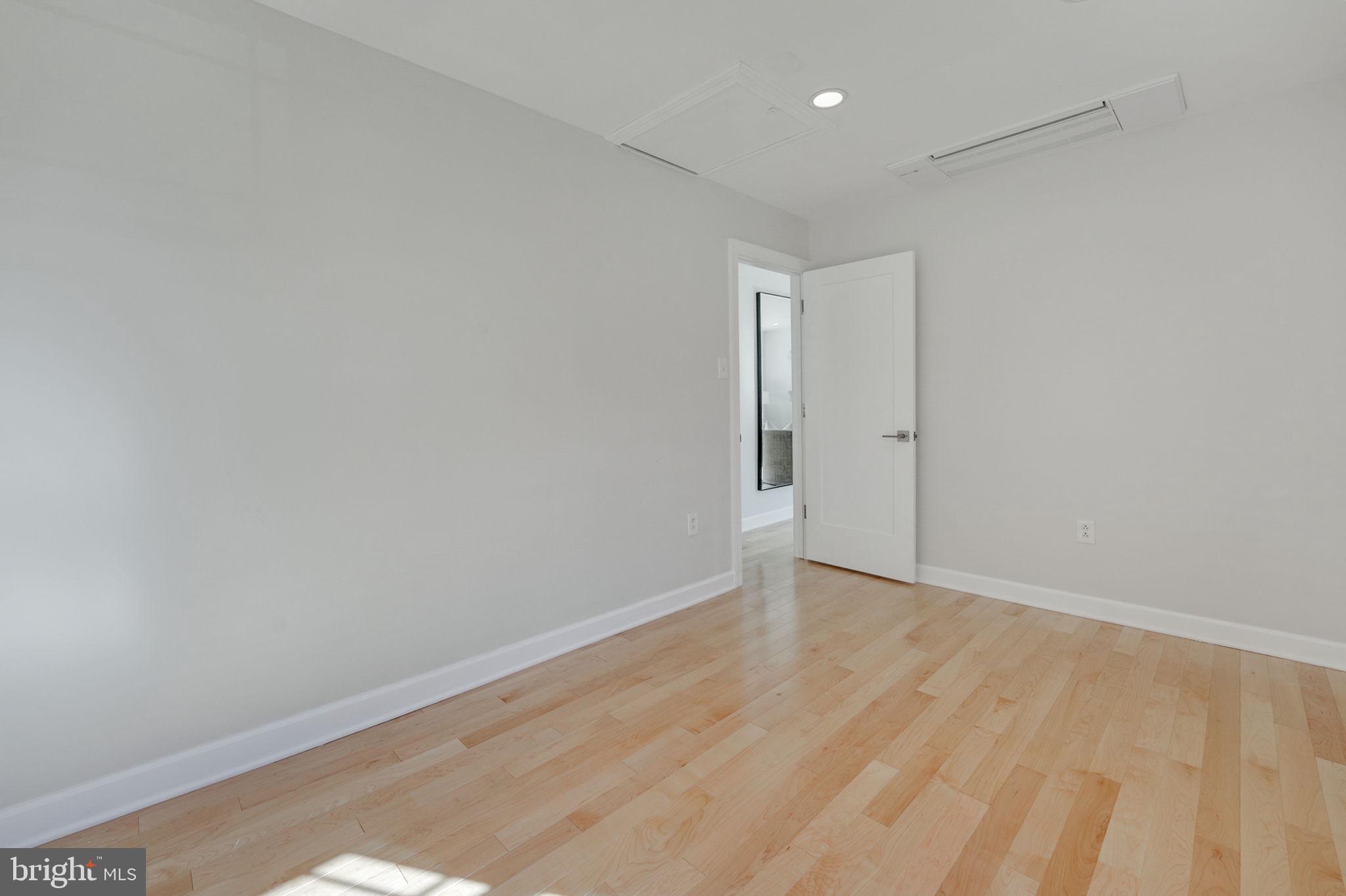 WESTMORE - Residential