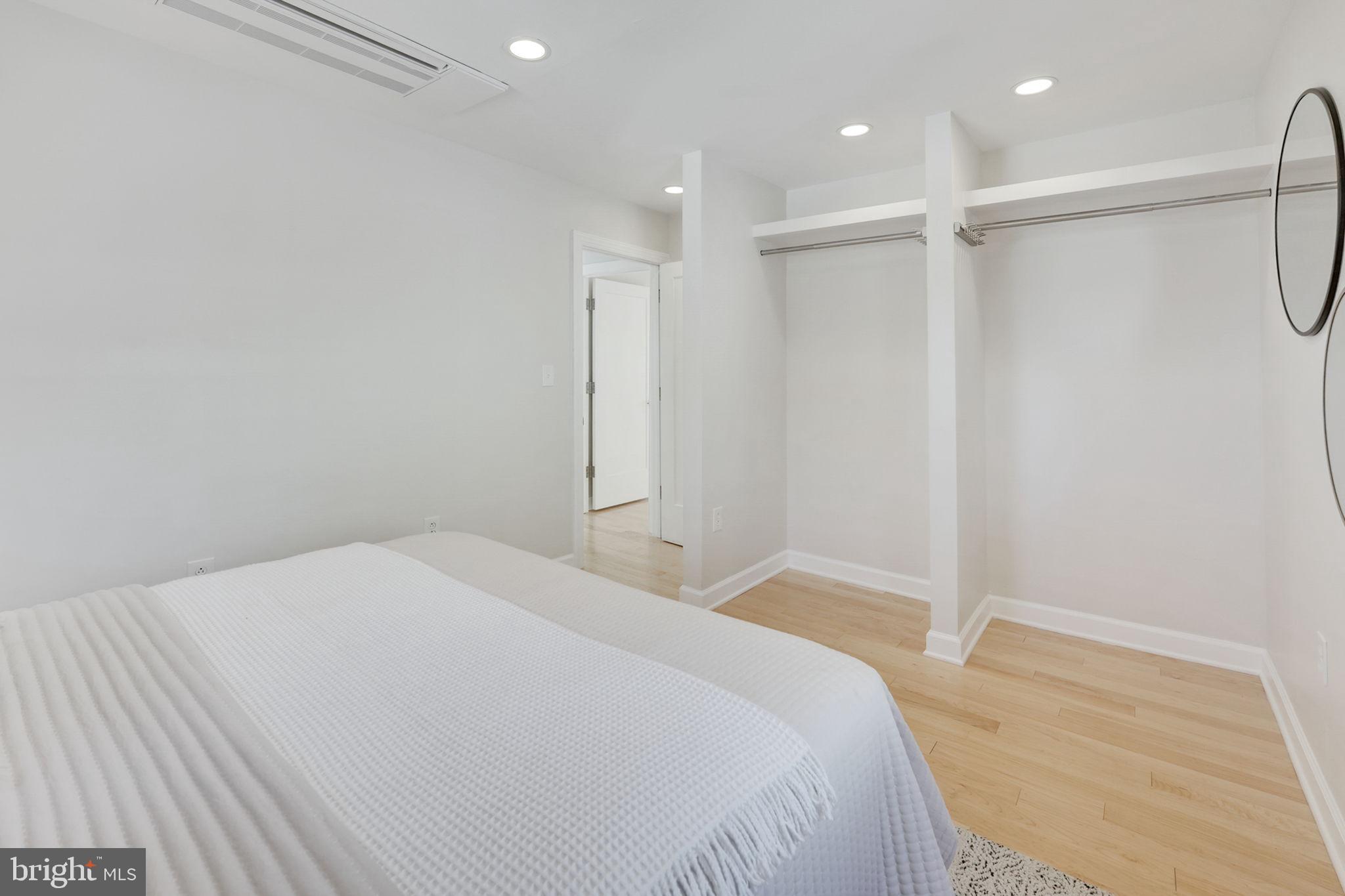 WESTMORE - Residential