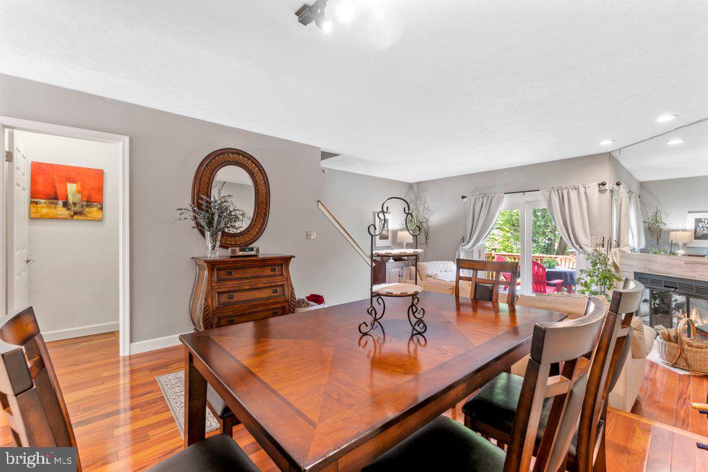 OLD FIELDS - Residential