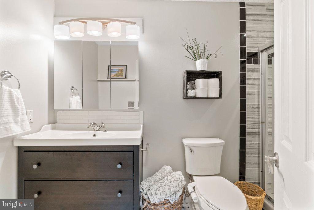 OLD FIELDS - Residential