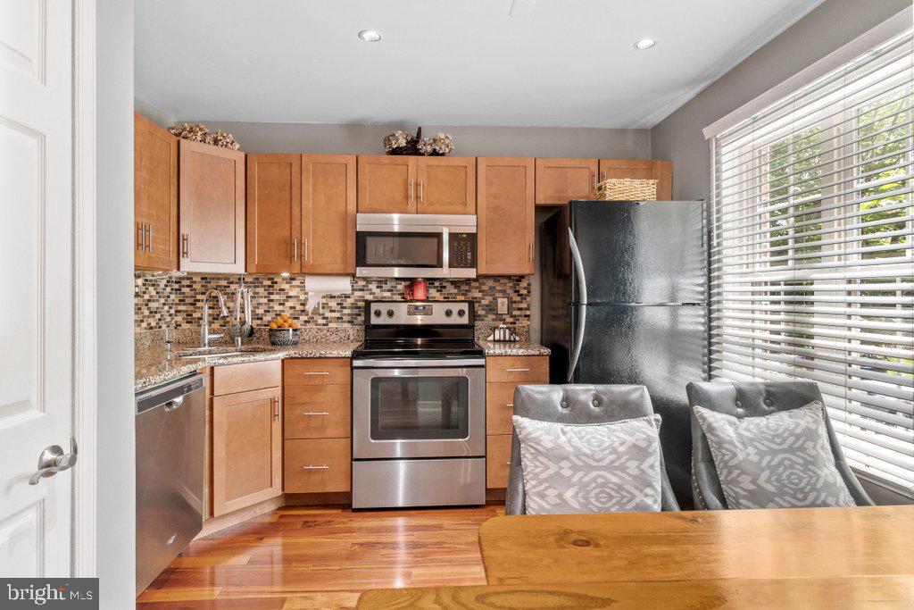 OLD FIELDS - Residential