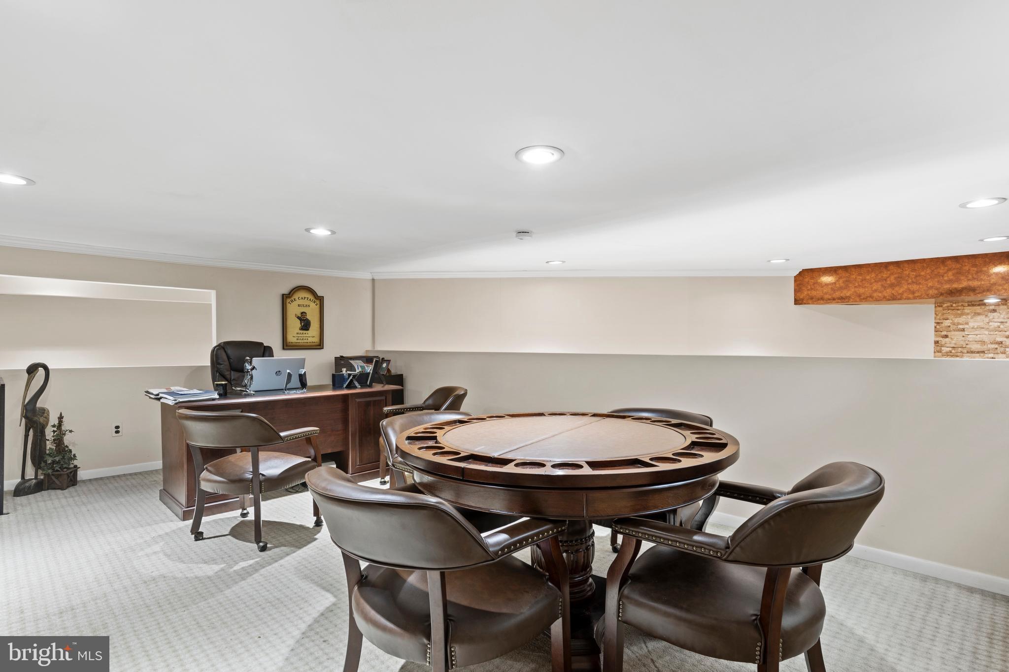 OAK HILL - Residential