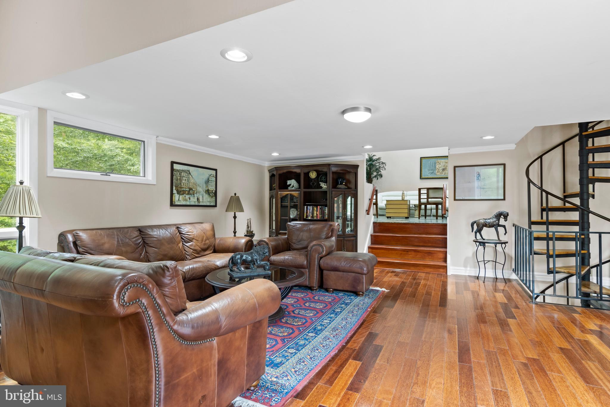 OAK HILL - Residential