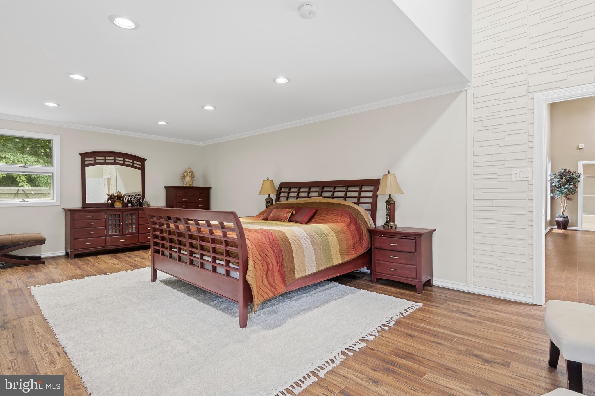 OAK HILL - Residential