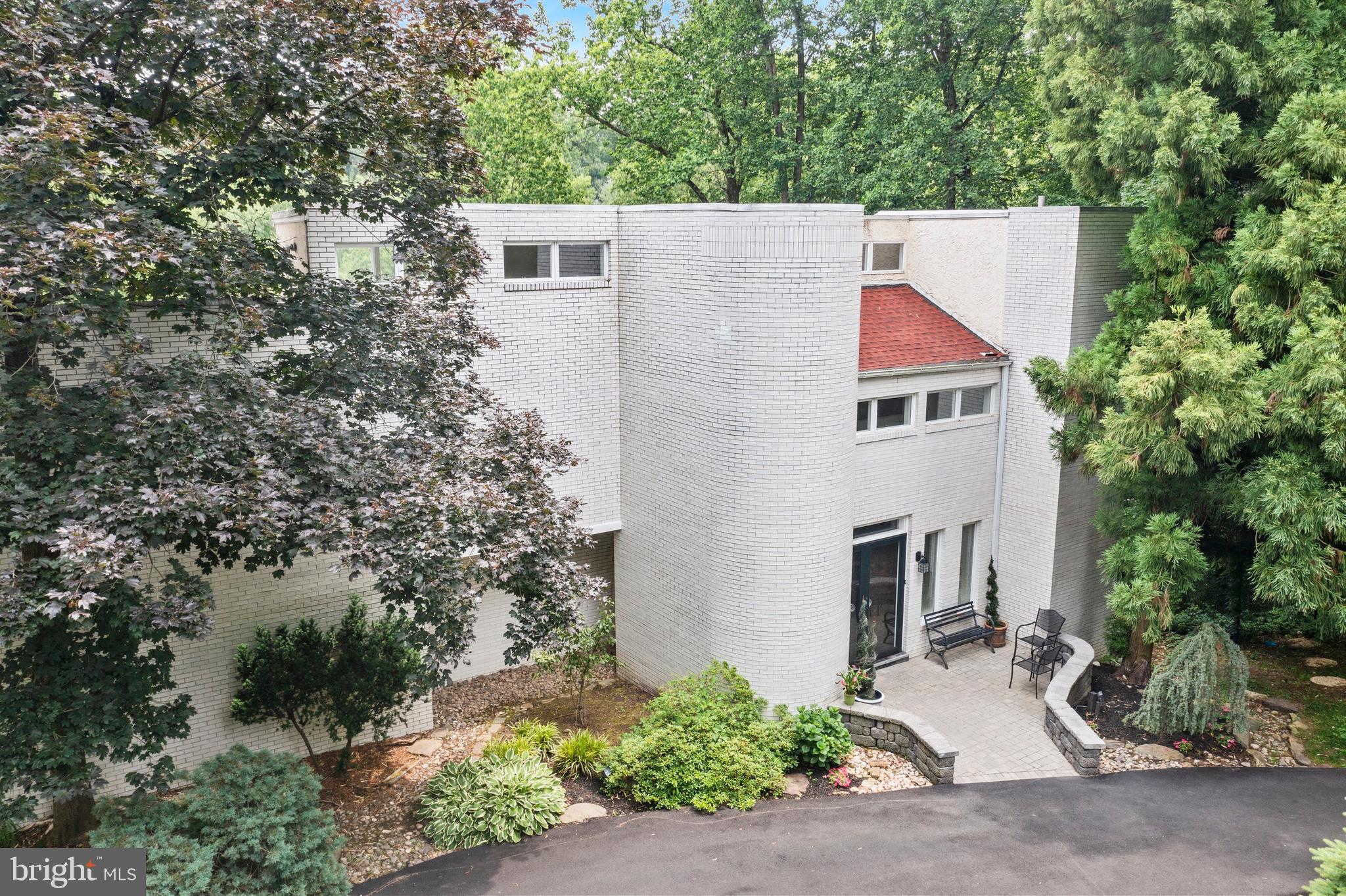 OAK HILL - Residential