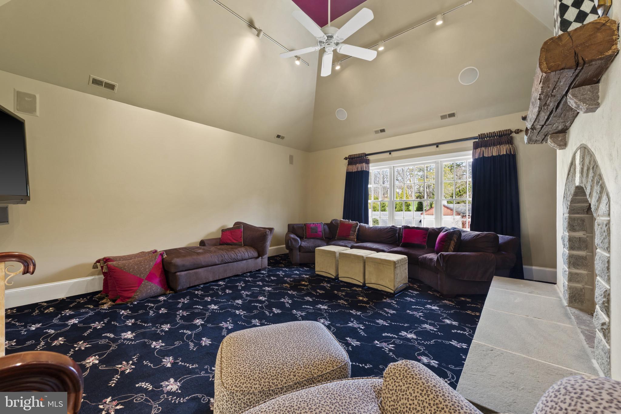 RUXTON - Residential