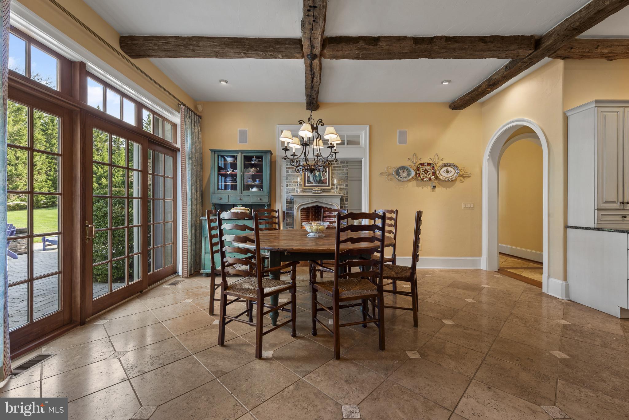 RUXTON - Residential