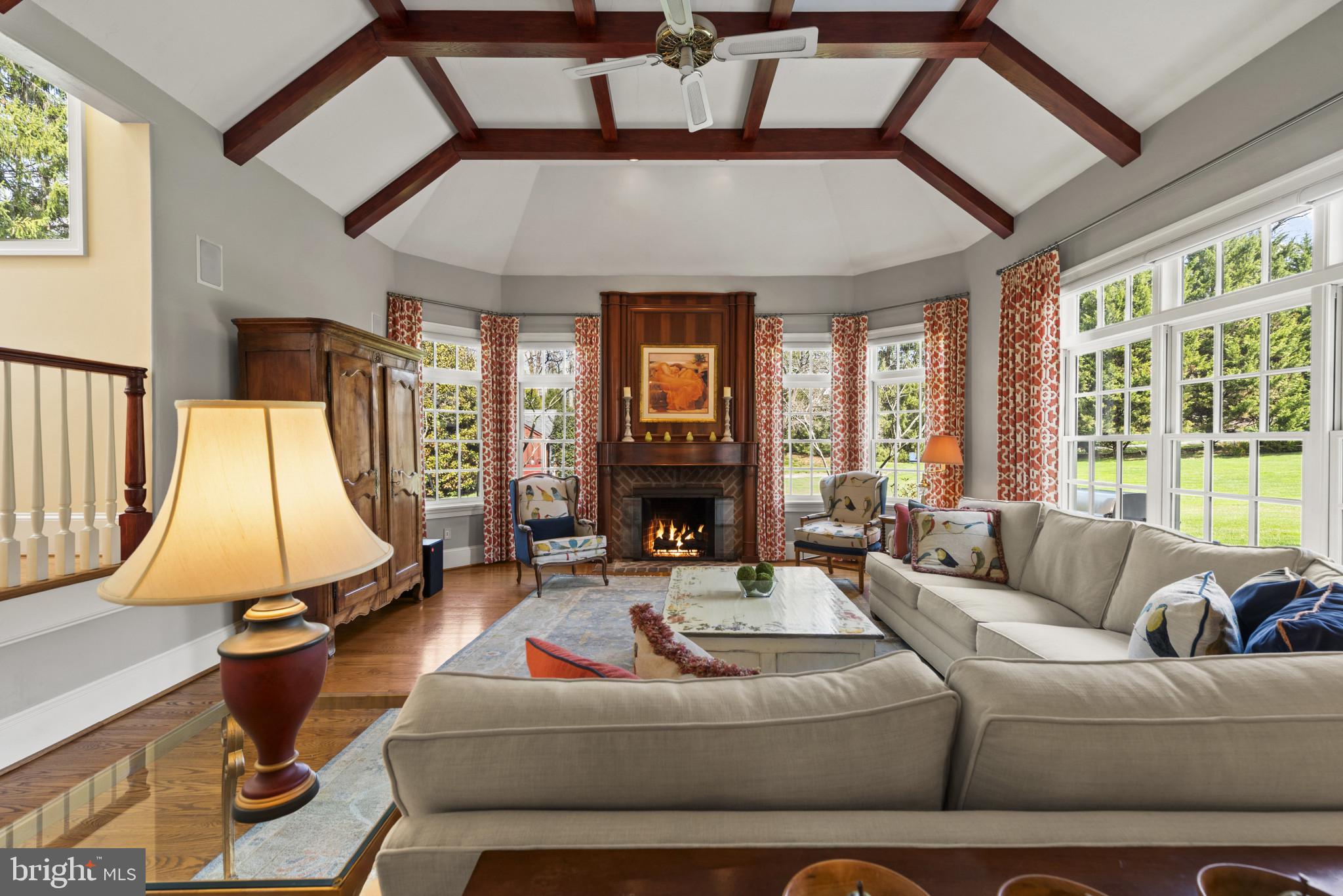 RUXTON - Residential