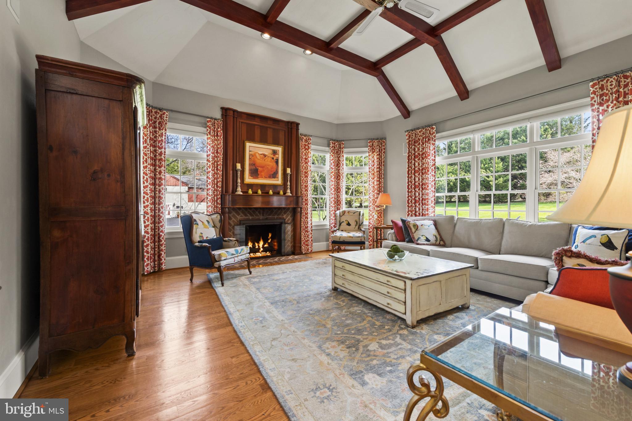 RUXTON - Residential