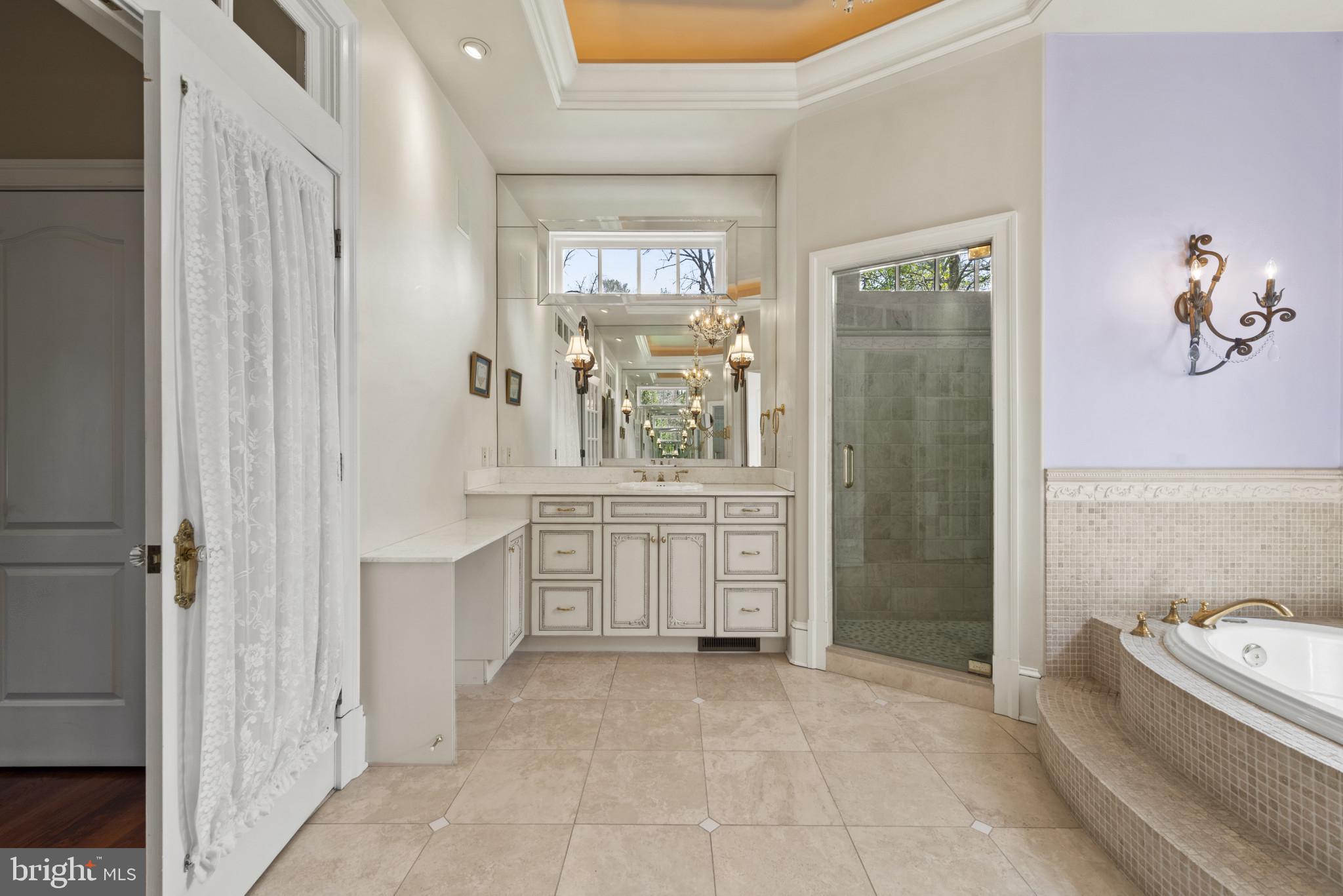 RUXTON - Residential