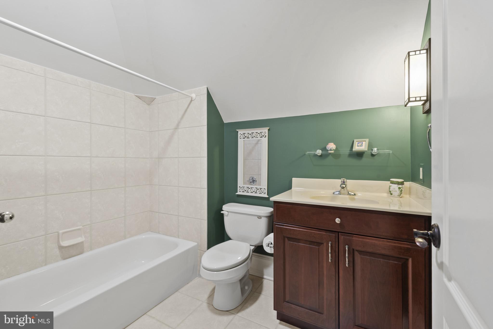 RUXTON - Residential