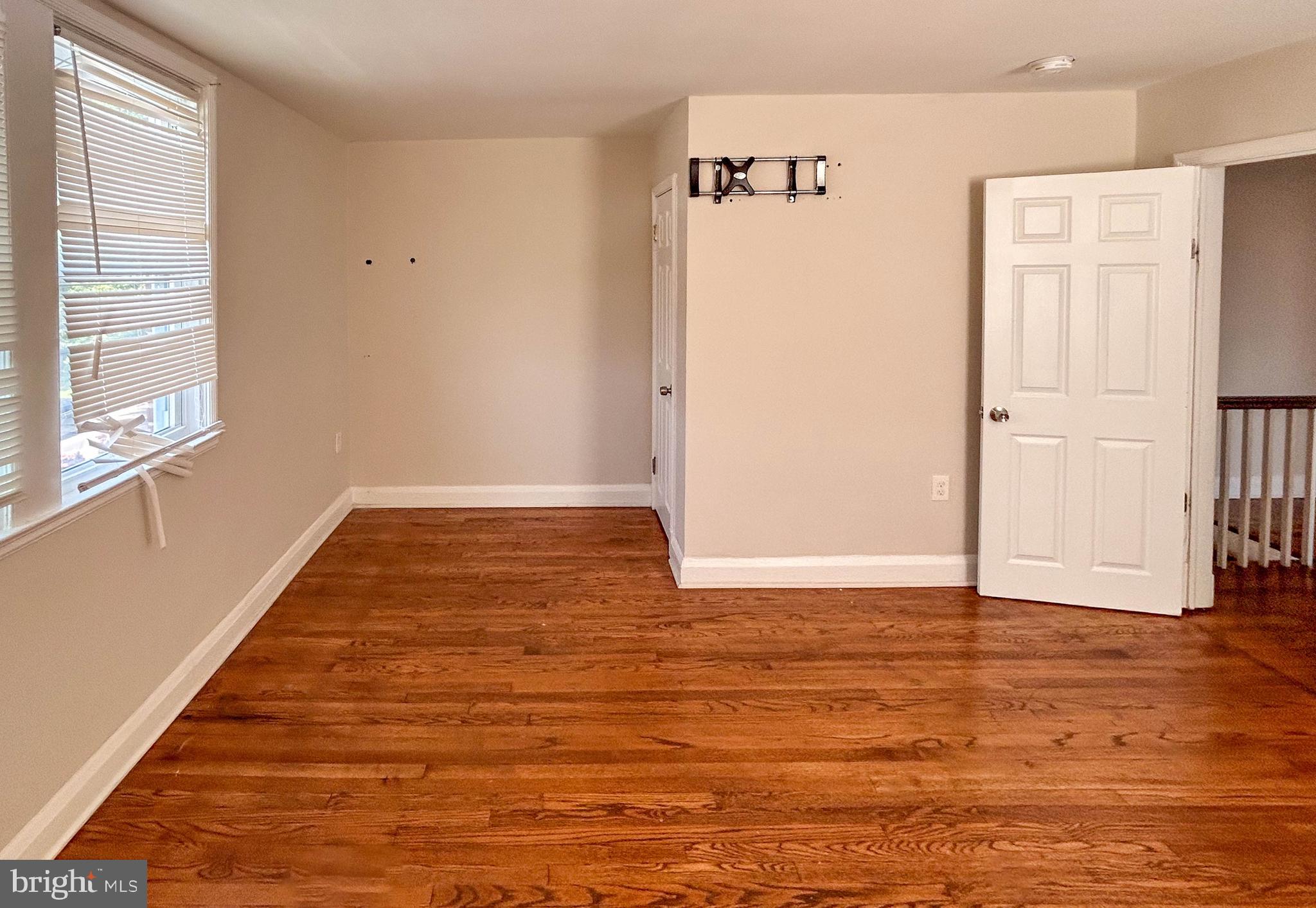 HILLTOP PARK - Residential