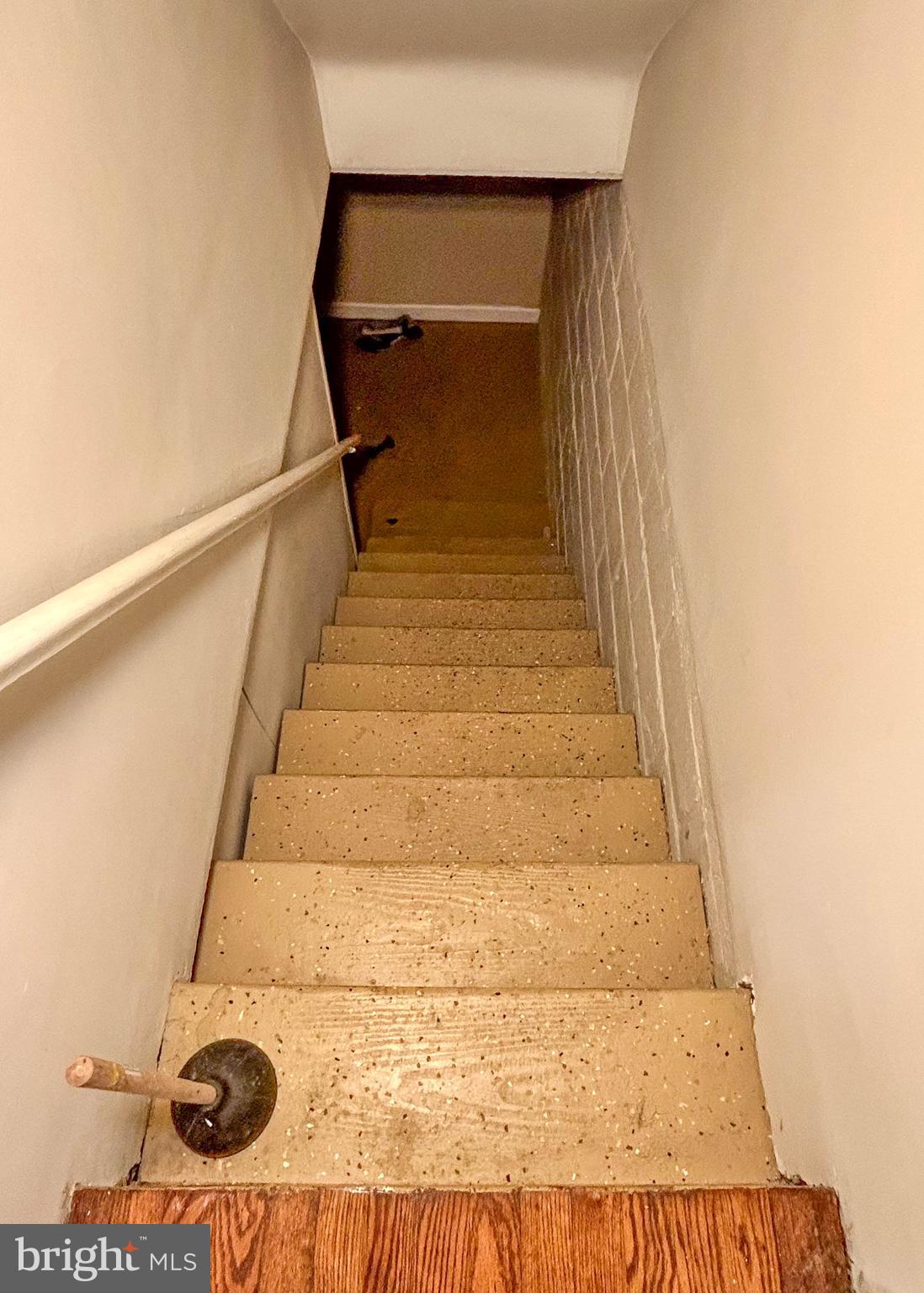 HILLTOP PARK - Residential