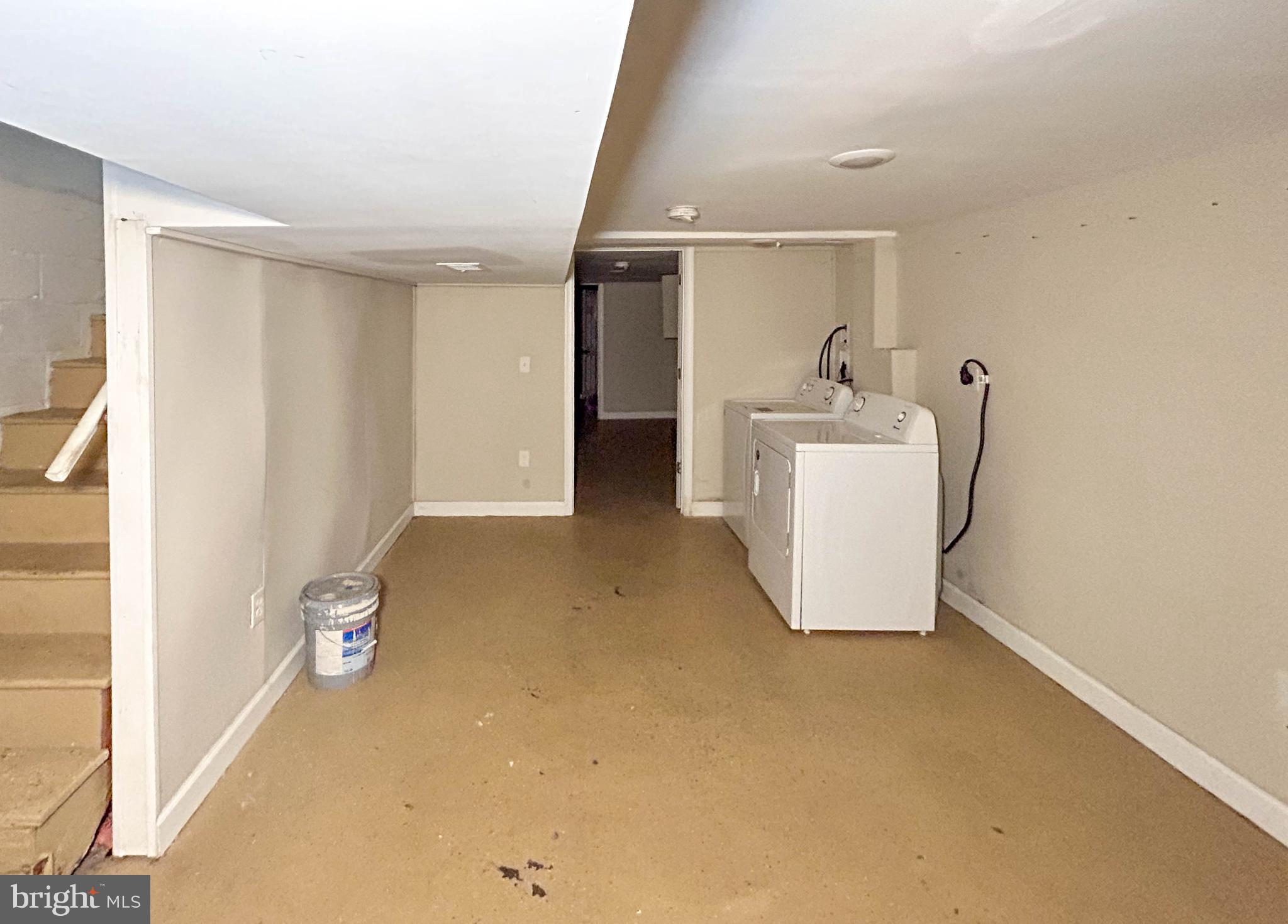 HILLTOP PARK - Residential