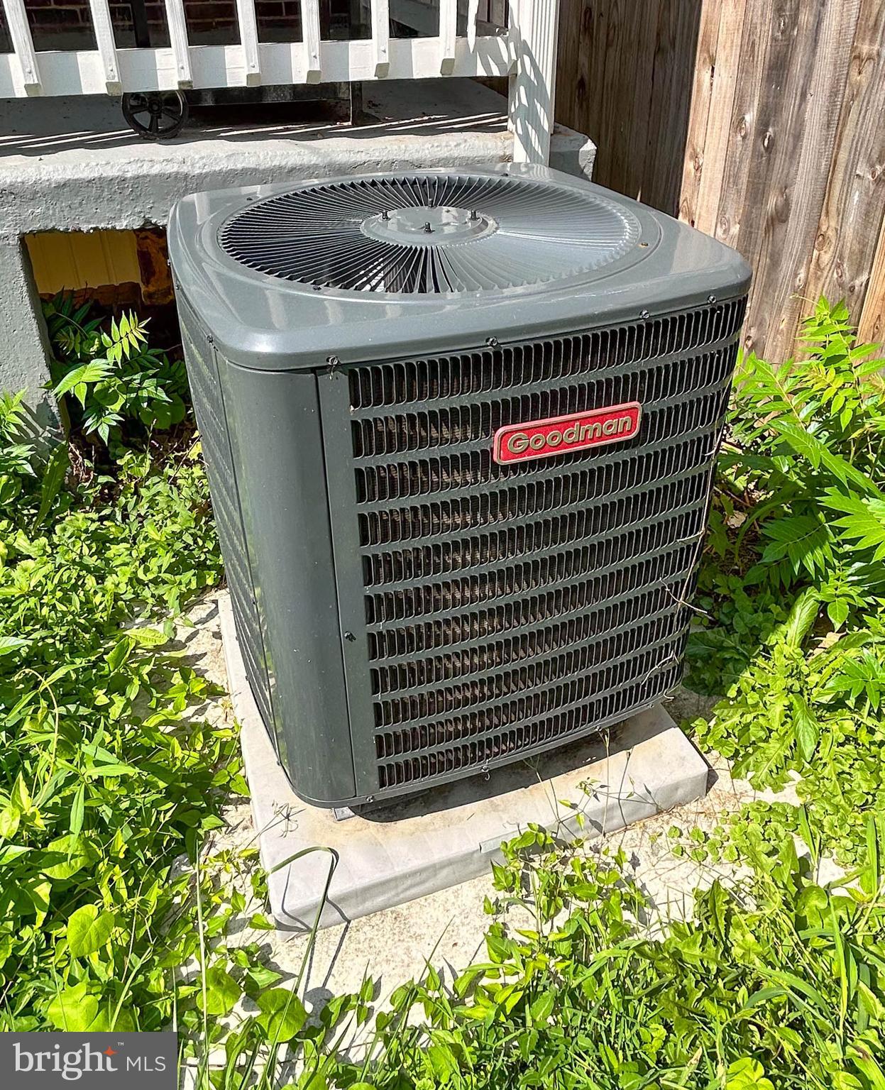 HILLTOP PARK - Residential