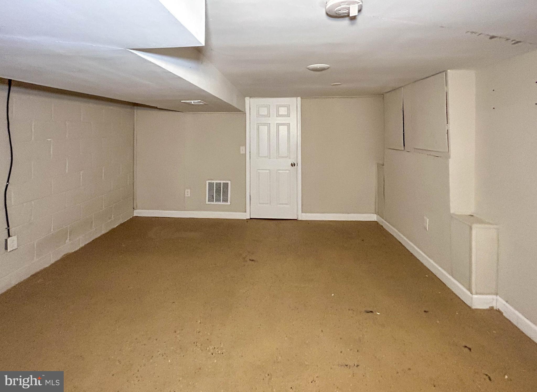 HILLTOP PARK - Residential