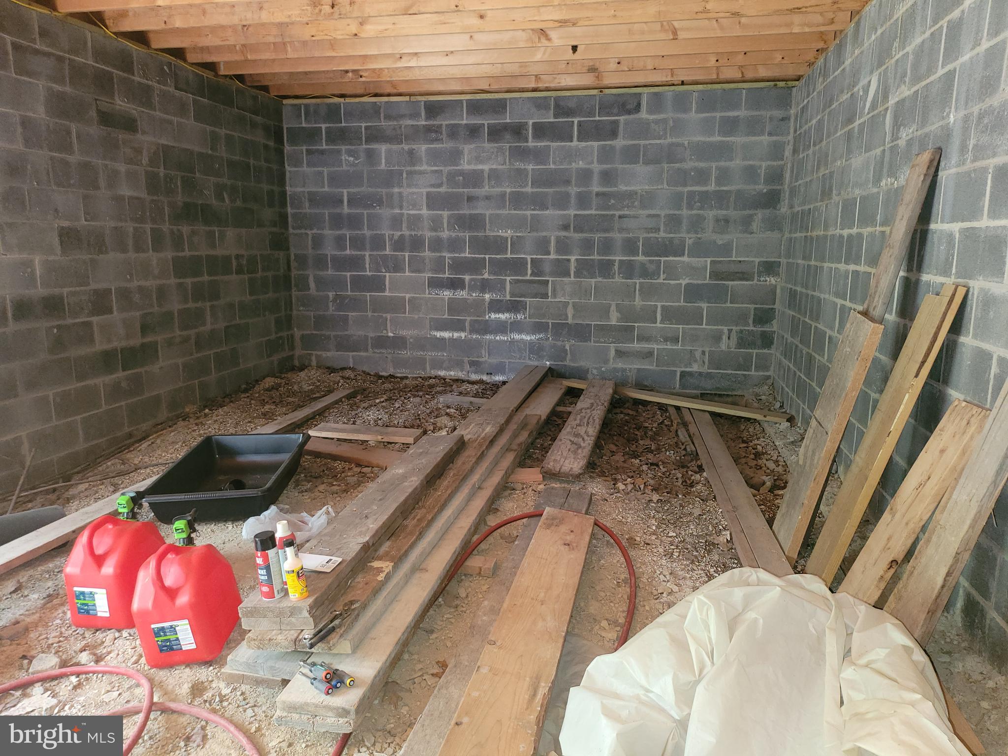 CACAPON VIEW - Residential