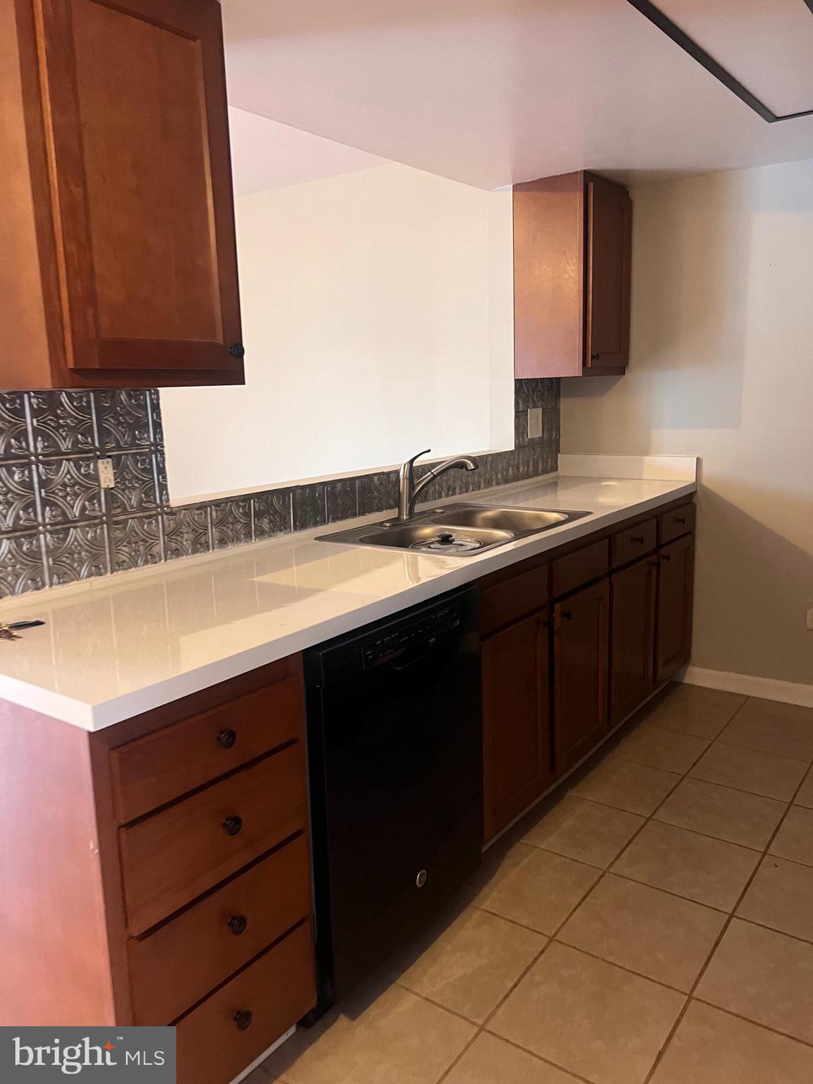 TABLER ESTATES - Residential Lease