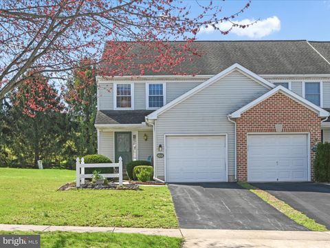 Photo of 4068 LAUREL LN, MOUNT JOY, PA 17552 (MLS # PALA2031814)