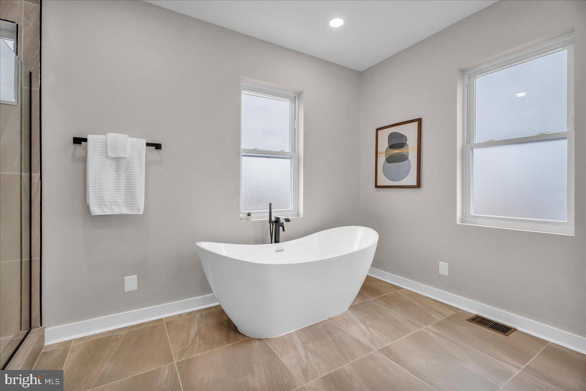 EAST PASSYUNK CROSSING - Residential