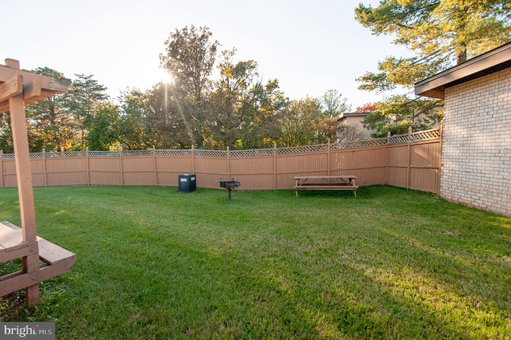 HUNTING RIDGE - Residential