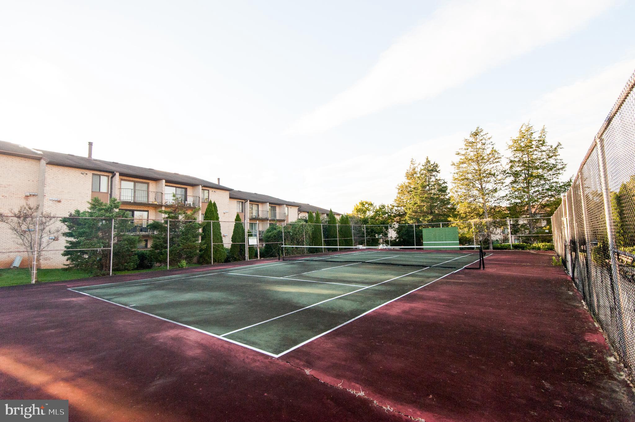 HUNTING RIDGE - Residential