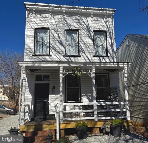 Homes For Sale - 810 N Harrison Street<br/> Richmond City County, RICHMOND, VA 23220