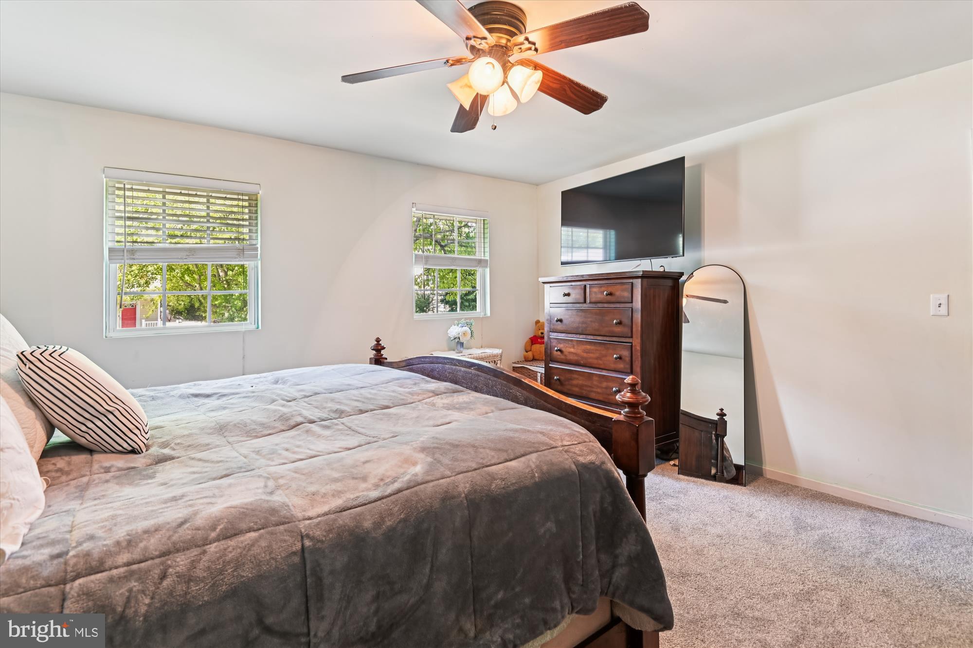 SELBY ON THE BAY - Residential