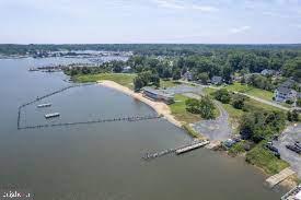 SELBY ON THE BAY - Residential