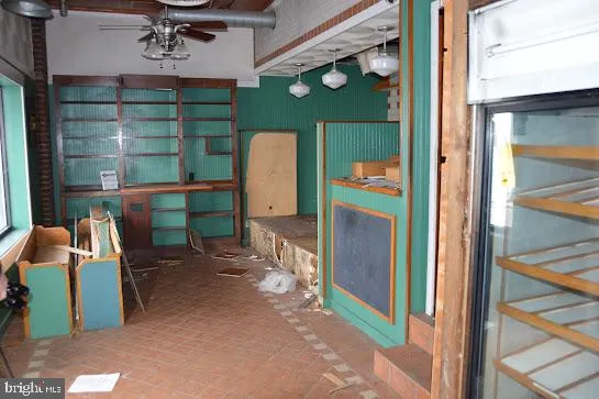 Hazleton, Pennsylvania 18201, United States, ,Commercial,Active,77086