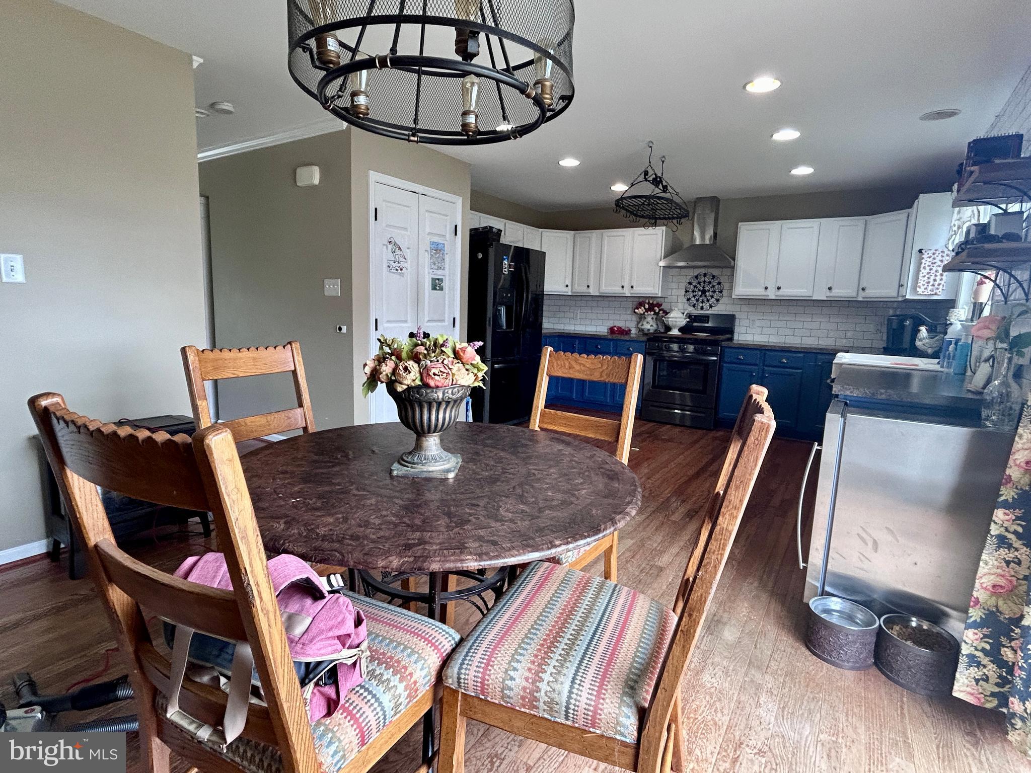 PRENTISS POINT - Residential