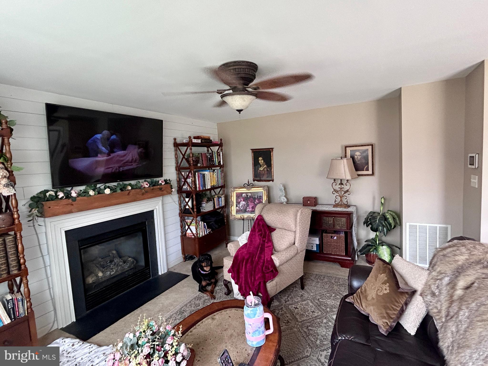 PRENTISS POINT - Residential