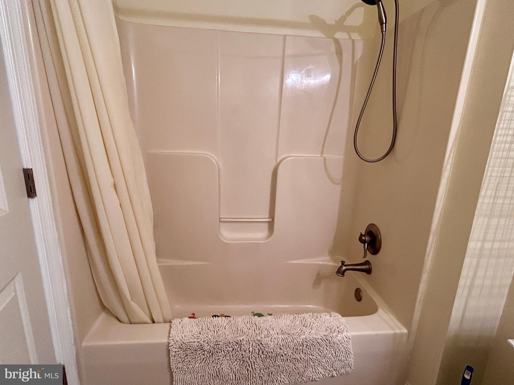 PRENTISS POINT - Residential