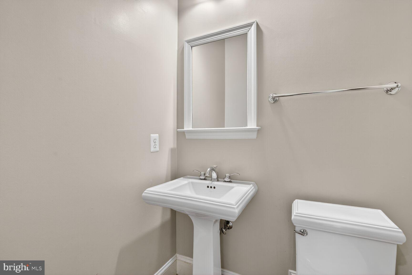 POTOMAC GREENS - Residential