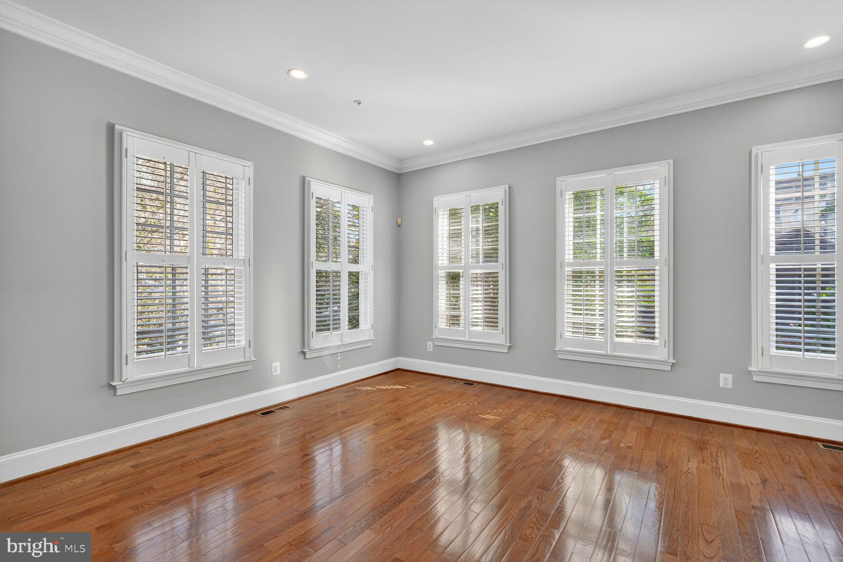 POTOMAC GREENS - Residential