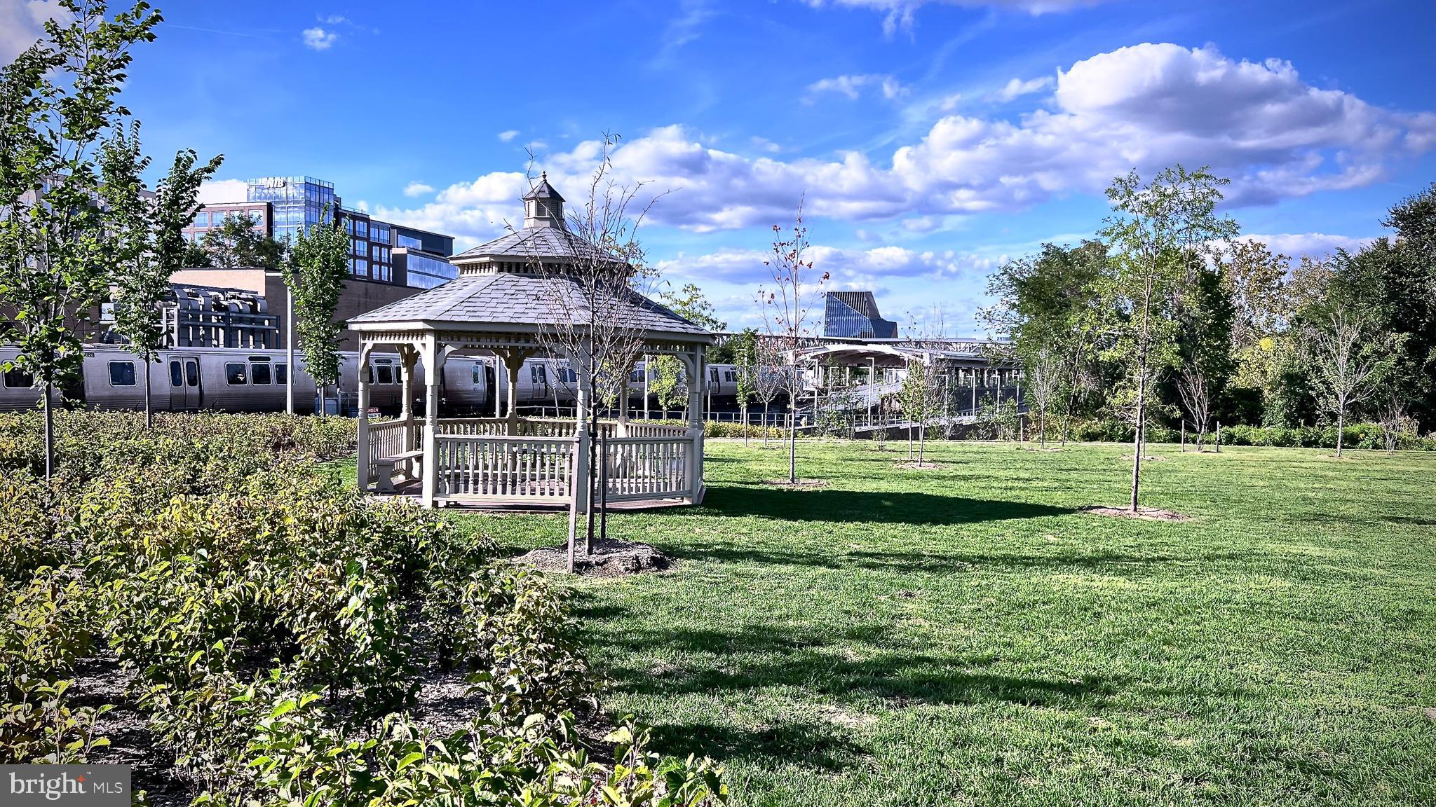 POTOMAC GREENS - Residential