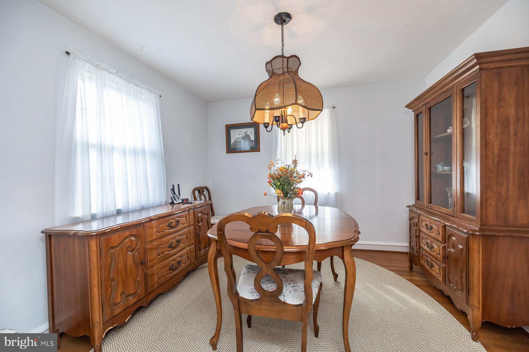 607 N JOHNSON BOULEVARD